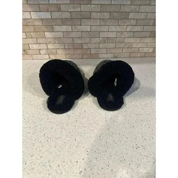 UGG Women's SCUFFETTE II FRILL‎ Scuff Slipper Shoe BLACK  120 - Picture 3 of 5